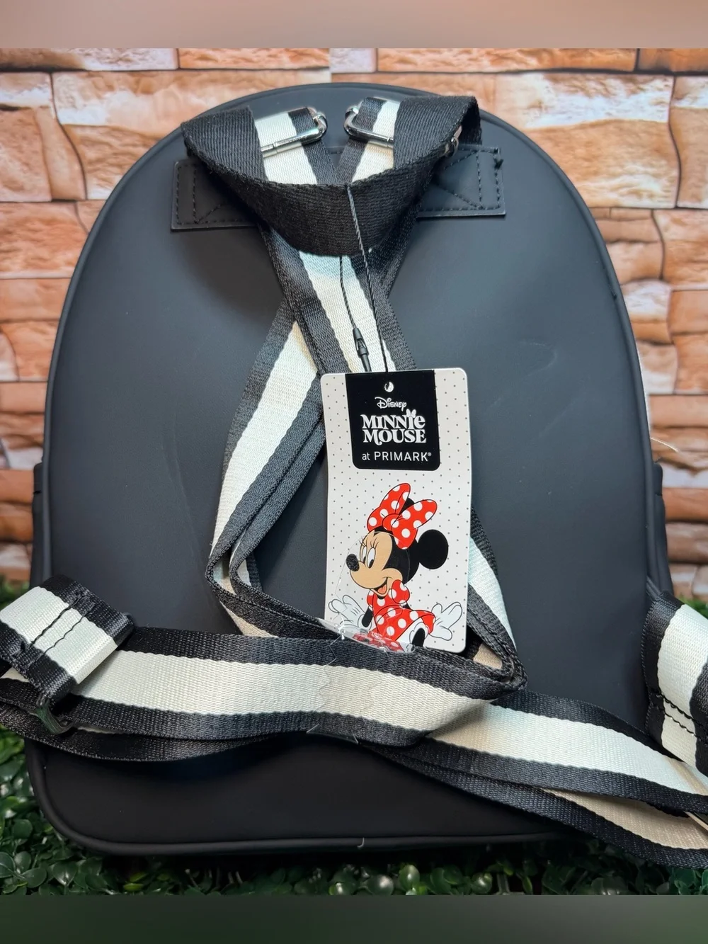 NEW DISNEY MINNIE MOUSE BACKPACK